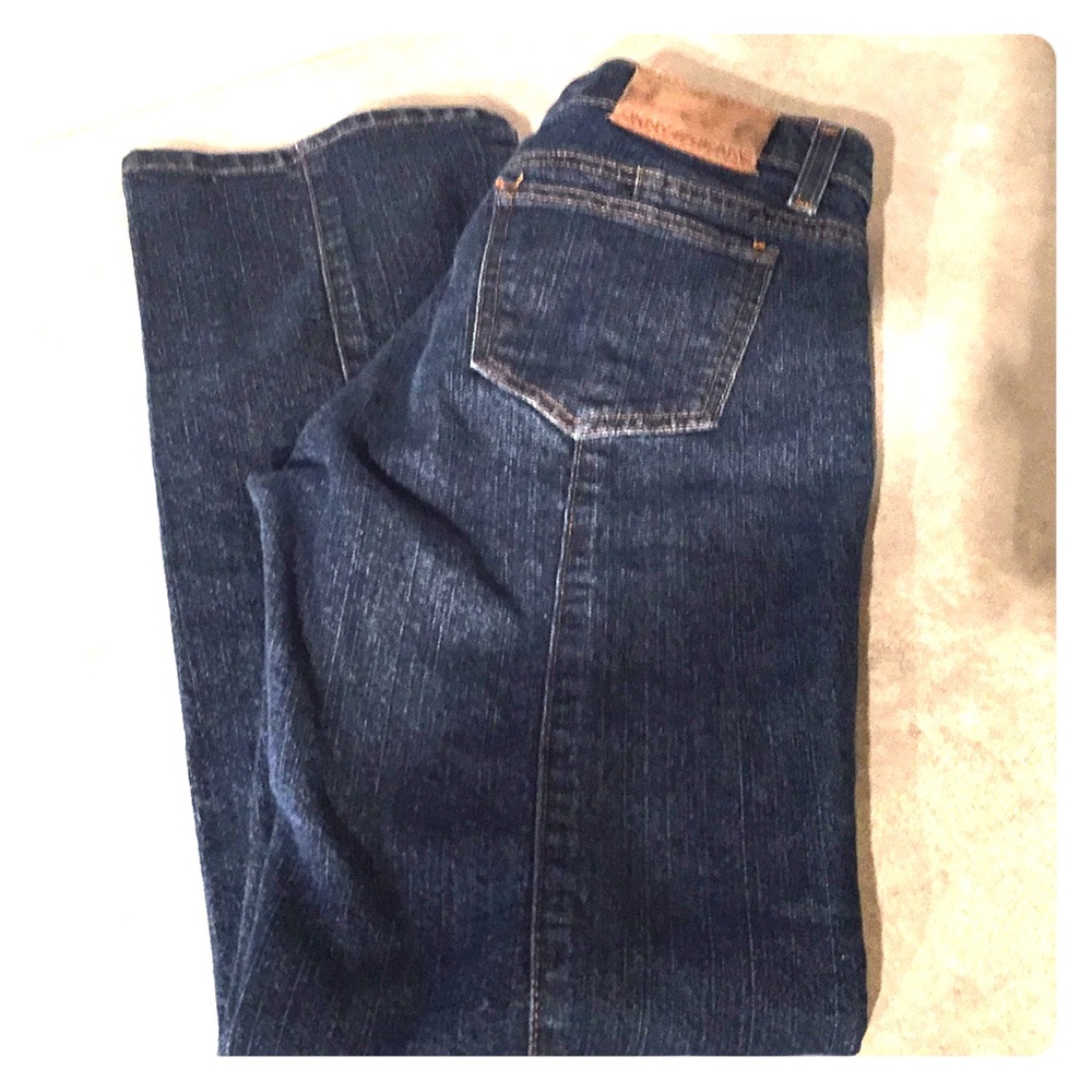 DKNY Jeans  SIZE 4 -east village jean- classic!